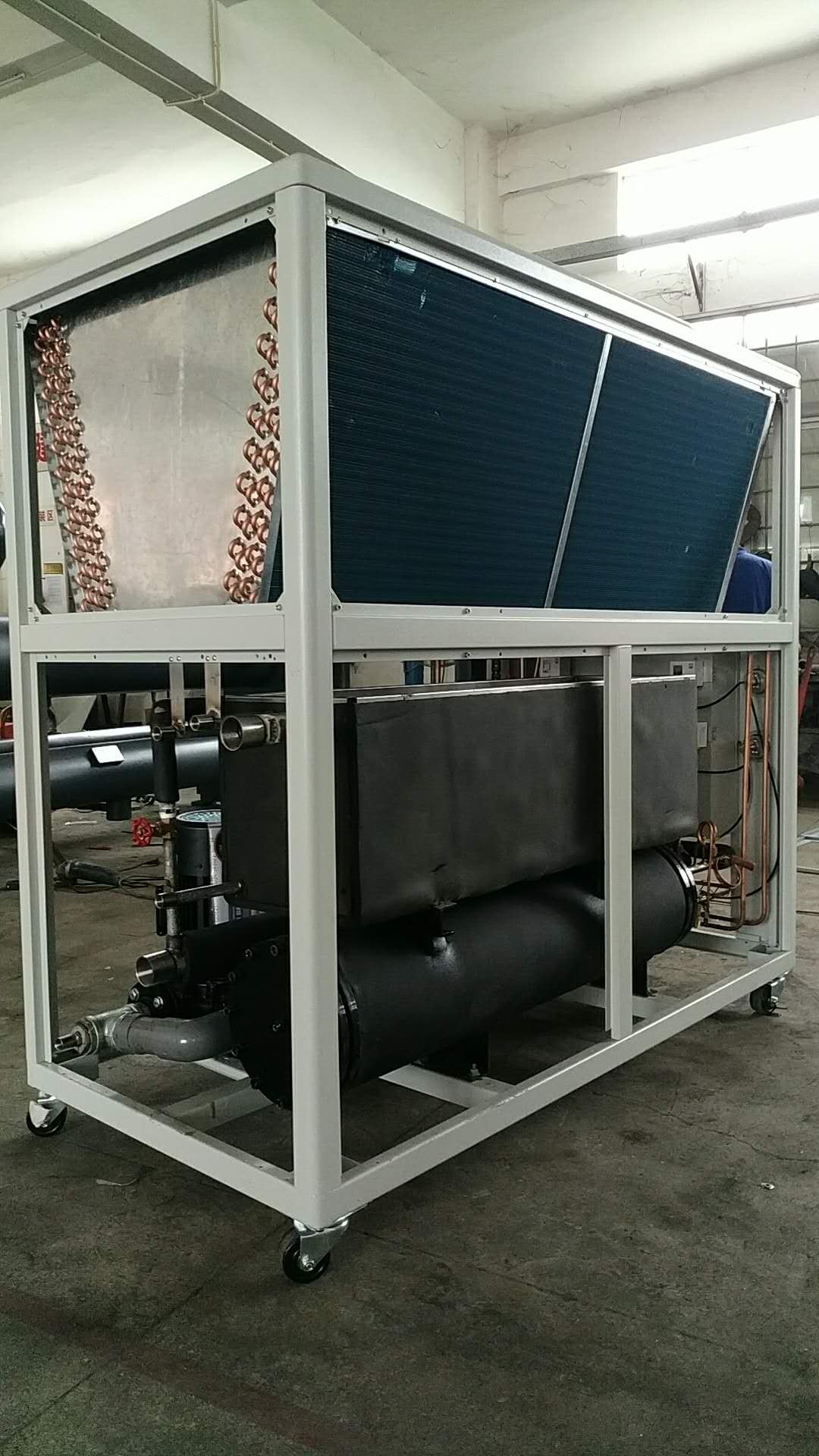 45 kw chiller.jpg